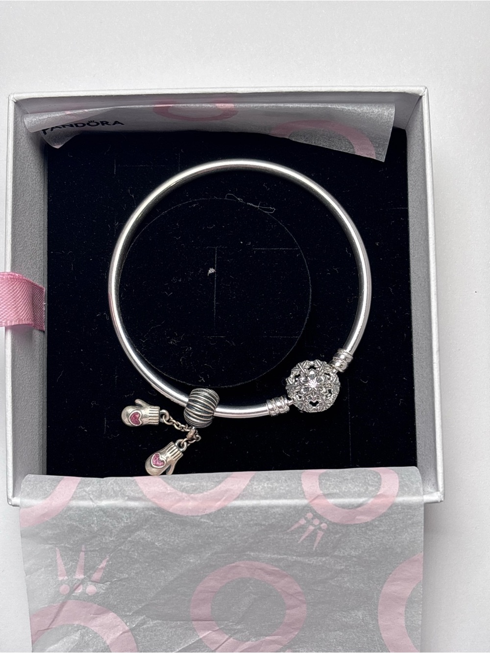 Pandora Snowflake Clasp Bracelet with retired Winter Mittens Dangle Charm